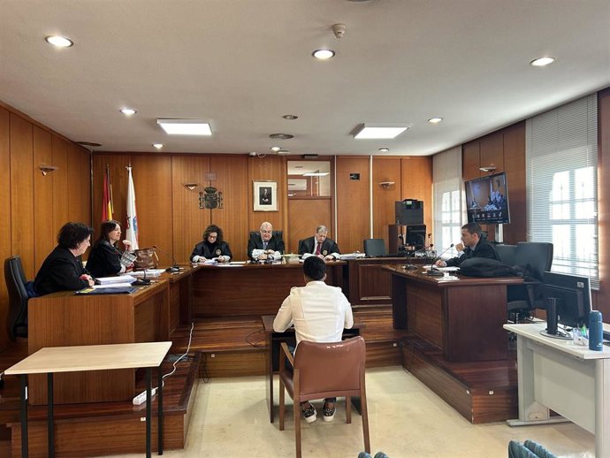 Juicio contra un acusado de agresión sexual a una joven de 16 años en un  portal.