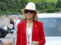 La infanta Elena, primera reacción al divorcio secreto de la infanta Cristina e Iñaki Urdangarín