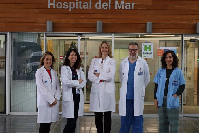 De izquierda a derecha, los investigadores que han participado en el estudio Beatriz Bellosillo, Joana Vidal, Xavier Bessa y Andrea Burón