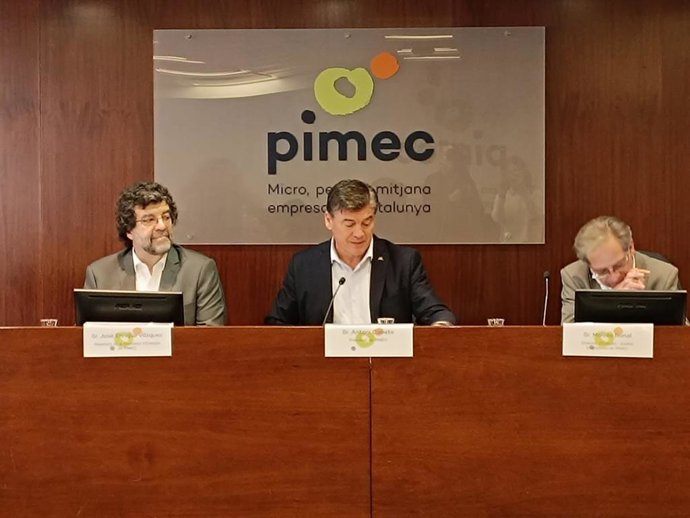 Vázquez, Cañete y Bonal en rueda de prensa este miércoles