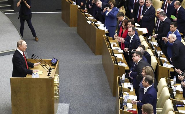 Archivo - El preisdente de Rusia, Vladimir Putin, durante una comparecencia ante la Duma Estatal, la Cámara Baja del Parlamento