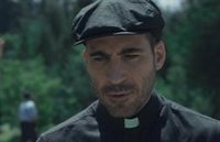 Miguel Ángel Silvestre repite con alzacuello en 'Los enviados':"Tiene un código muy parecido a 'El secreto de sus ojos'"