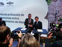 Sevilla y Madrid estrechan lazos en Fitur para la promoción conjunta como destino turístico y "aprovechar sinergias"
