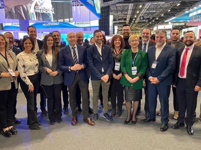 Alejandro Soler o Carlos Fernández Bielsa, durante su recorrido en Fitur