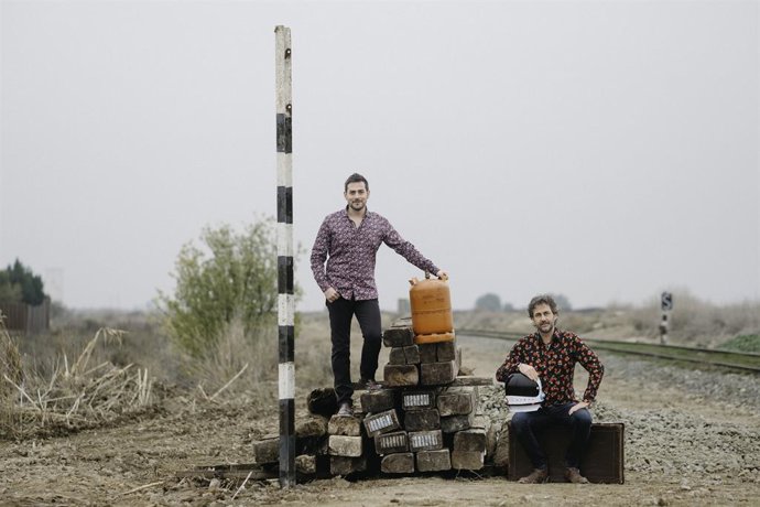 Archivo - El dúo Fetén Fetén celebra en el TEM su "fiesta de música popular y de baile para todas las edades"