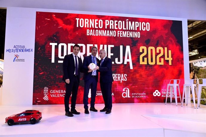 El Preolímpico de las 'Guerreras' en Torrevieja, presentado en Fitur 2024.