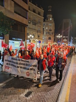 Manifestación de trabajadores de la cerámica convocada por UGT PV