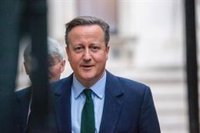 Cameron pide un "alto el fuego sostenible" para una "solución política" que incluya un Estado palestino