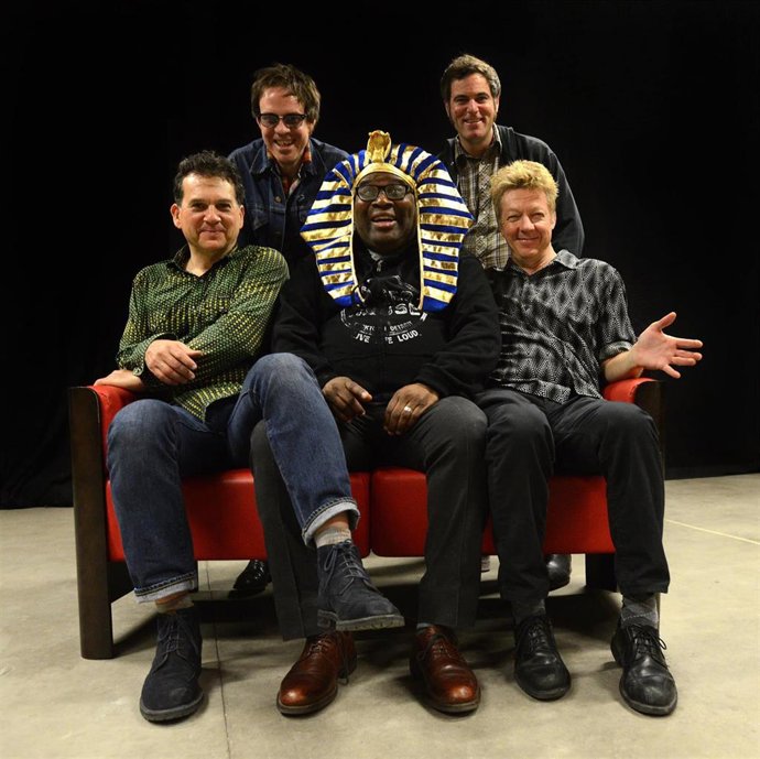 Barrence Whitlfield & The Savages