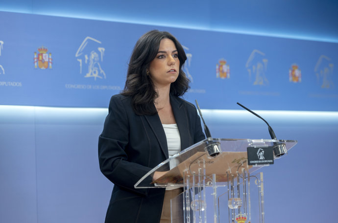 La portavoz de VOX en el Congreso, Pepa Millán, ofrece una rueda de prensa anterior a la Junta de Portavoces, a 16 de enero de 2024, en Madrid (España).