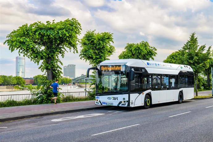 Solaris (Grupo CAF) logra dos acuerdos para la entrega de 57 autobuses de hidrógeno en Barcelona y Essen por 40 millones