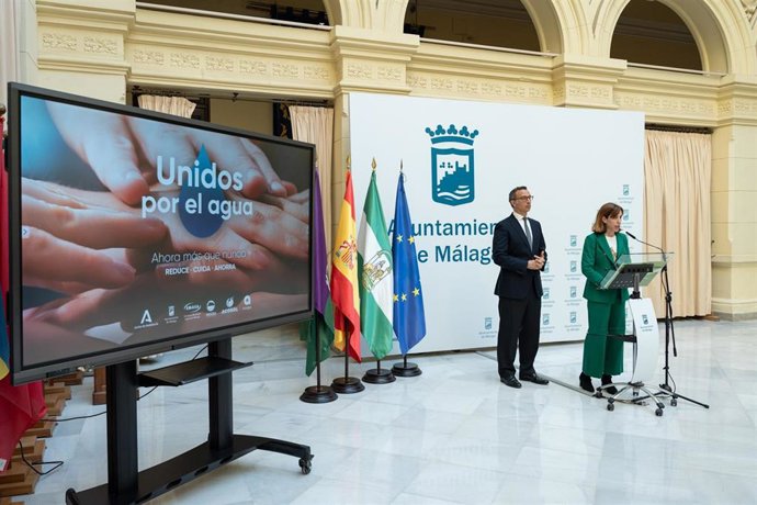 La concejala de Sostenibilidad Medioambiental, Penélope Gómez, en rueda de prensa