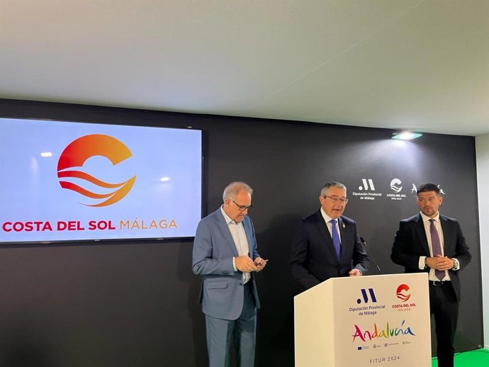 El presidente de la Diputación de Málaga, Francisco Salado, en Fitur