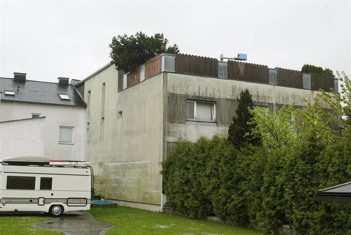 Archivo - Vivienda donde Josef Fritzl mantuvo encerrada a su hija más de 20 años en Amstetten