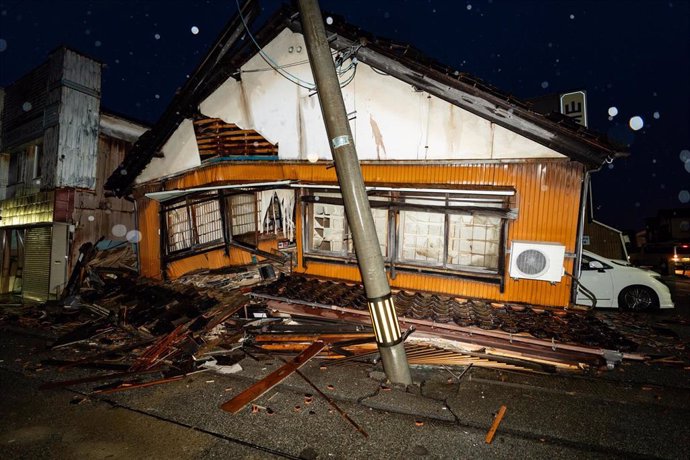 Imagen de archivo de una vivienda tras un terremoto en la prefectura de Ishikawa.