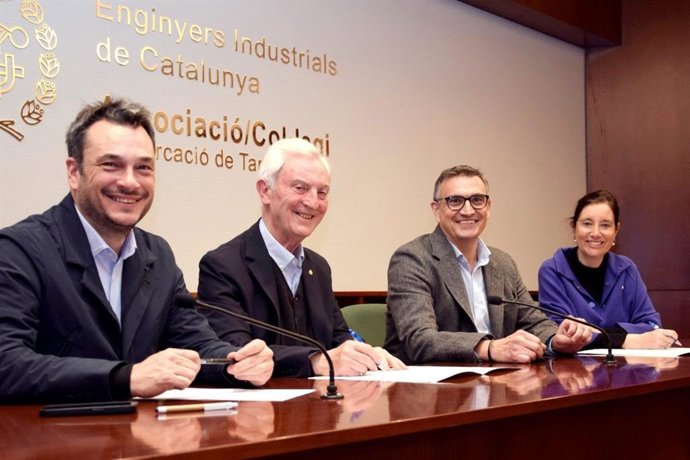 Enginyers Industrials de Catalunya y AEQT firman un convenio para la formación técnica