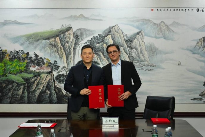 Dongfeng Motor Corporation y Salvador Caetano se alían para la distribución en España y Portugal