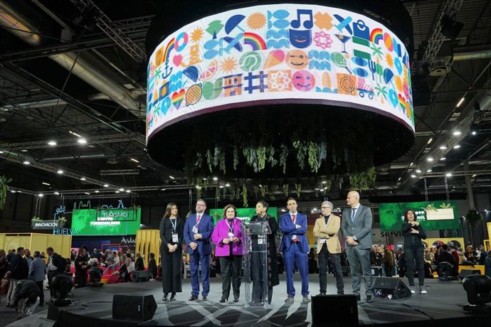 Presentación da la nueva estrategia turística de Torremolinos en Fitur.