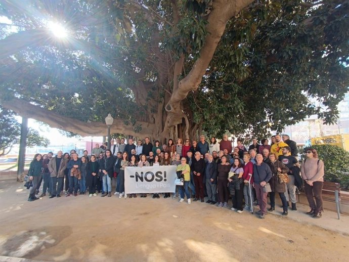 Naix a Alacant l'agrupació -NOS per a la defensa i promoció del valenci davant la seua "reculada d'ús social"