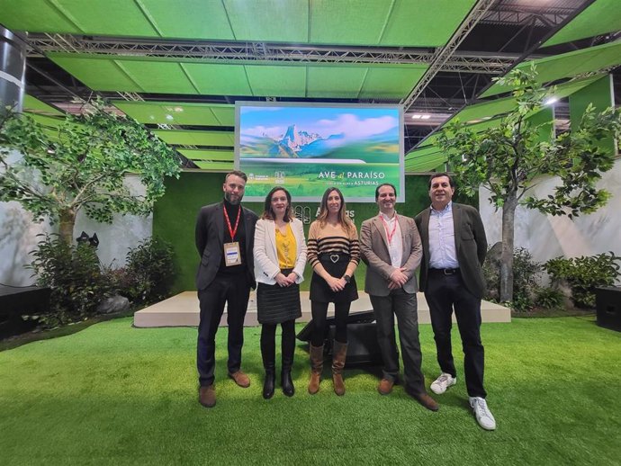 La vicealcaldesa de Gijón y concejala de Economía, Empleo, Turismo e Innovación, Ángela Pumariega, en la feria Internacional de Turismo (Fitur).