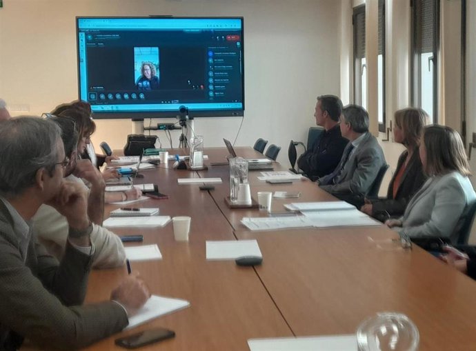 La Comisión Autonómica para el Uso Racional de los Medicamentos ha celebrado su primera reunión en la que se han abordado las líneas de trabajo necesarias para garantizar la mejor prestación farmacéutica a los andaluces.