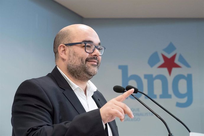 El director de campaña del BNG, Rubén Cela, en rueda de prensa