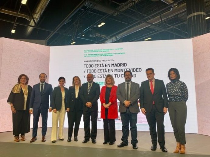 Acto de unión entre Madrid y Montevideo en el marco de Fitur.