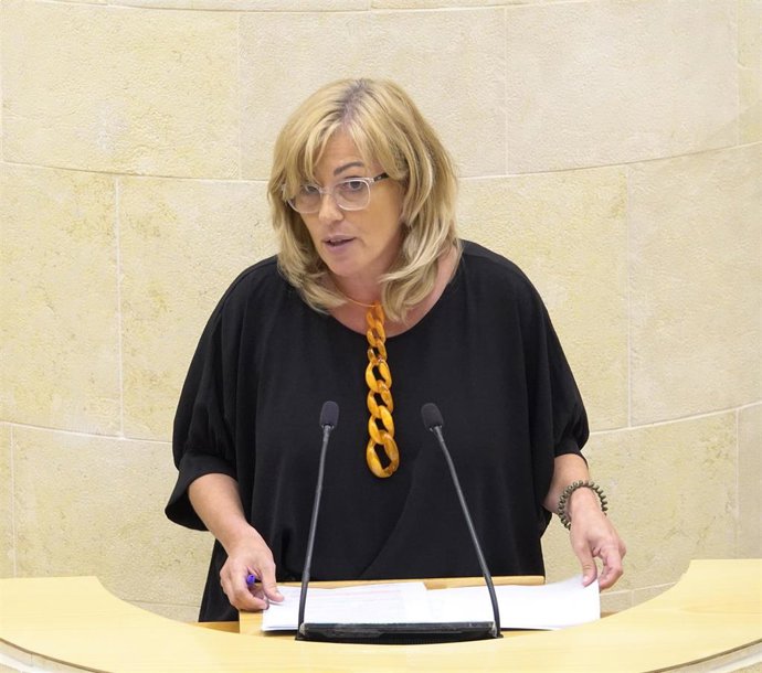 La diputada y portavoz del PRC en materia de Política Social, Rosa Díaz