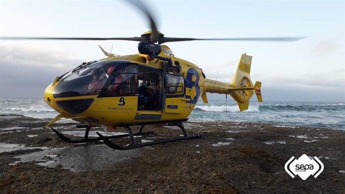 Archivo - Helicóptero de rescate de Bomberos de Asturias.