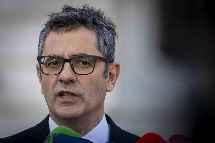 El ministro de la Presidencia, Relaciones con las Cortes y Justicia, Félix Bolaños, dando declaraciones en la toma de posesión del Fiscal General del Estado, Álvaro García Ortiz, en la sede del Tribunal Supremo, a 24 de enero de 2024, en Madrid (España)