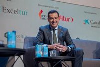 Moreno valora como "un gran estímulo" para Andalucía la última EPA: "Nuevo récord" de ocupados y menor paro "en 15 años"