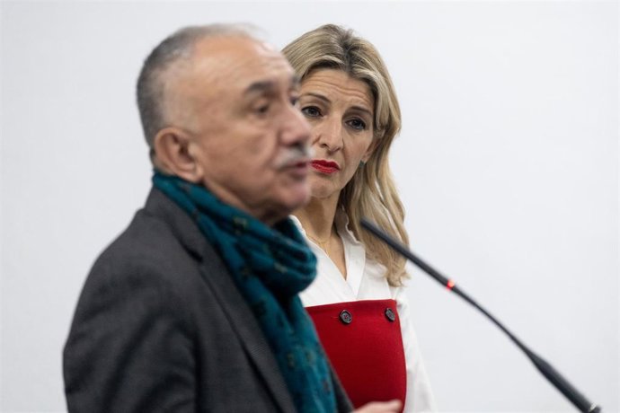 El secretario general de UGT, Pepe Álvarez y la vicepresidenta segunda del Gobierno y ministra de Trabajo y Economía Social, Yolanda Díaz.