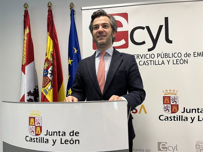 El gerente del Servicio Público de Empleo de Castilla y León (Ecyl), Álvaro Ramos-Catalina analiza los datos de la EPA