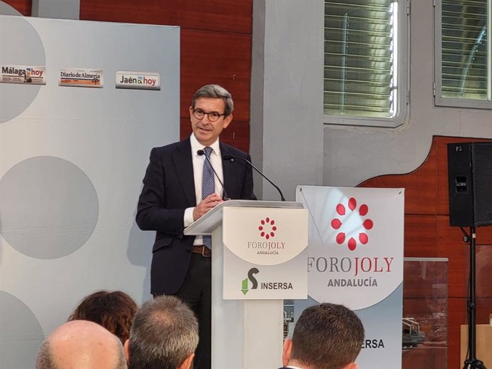 El consejero de Industria, Energía y Minas de la Junta de Andalucía, Jorge Paradela.