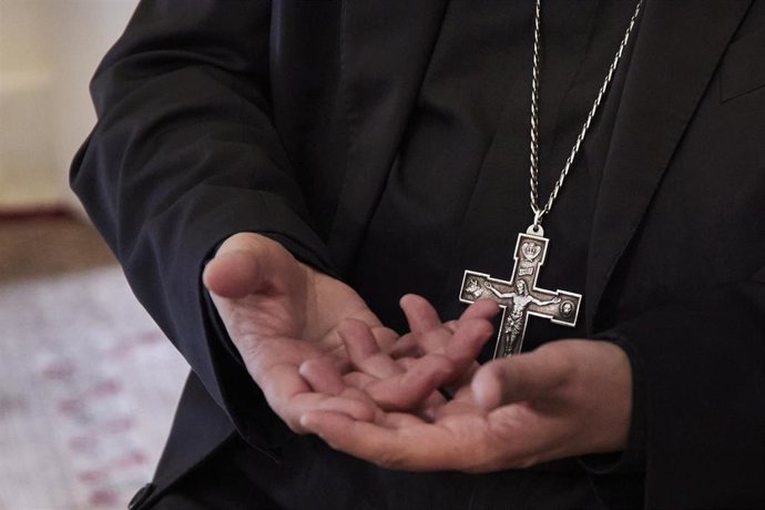 Archivo - El Arzobispo de Sevilla, D. José Ángel Saiz Meneses, en una entrevista realizada por Europa Press en el Palacio Arzobispal, a 2 de marzo de 2022 en Sevilla (Andalucía, España)