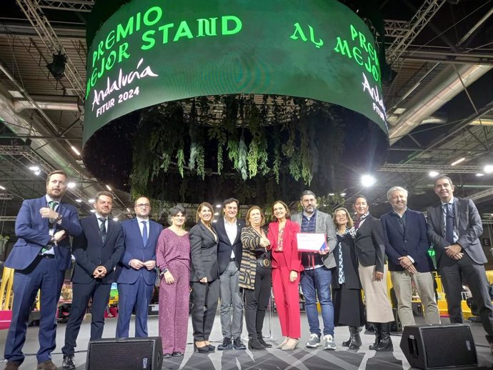 El pabellón de Andalucía en la edición de este año de la Feria Internacional de Turismo (Fitur) de Madrid ha resultado galardonado con el premio al mejor expositor de comunidad autónoma, que concede la organización del encuentro.