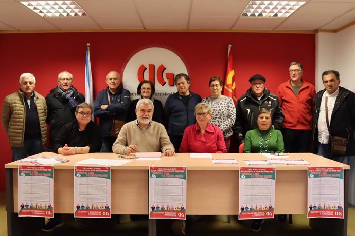 El colectivo de jubilados y pensionistas de la CIG presenta su campaña para reclamar al próximo Gobierno autonómico la adopción de 5 medidas para dignificar la vida de los mayores.