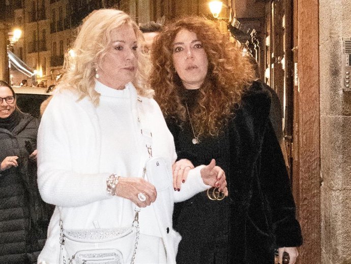 Archivo - Barbara Rey y Sofía Cristo