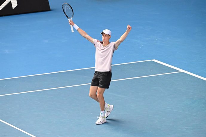 Jannik Sinner of Italy celebrates match point during his Men’s semifinal win over Novak Djokovic of Serbia on Day 13 of the 2024 Australian Open at Melbourne Park in Melbourne, Friday, January 26, 2024. (AAP Image/James Ross) NO ARCHIVING, EDITORIAL USE O