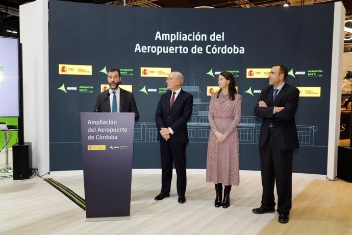 Benito Núñez, Javier Marín, Elena Mayoral y Amado Cea.