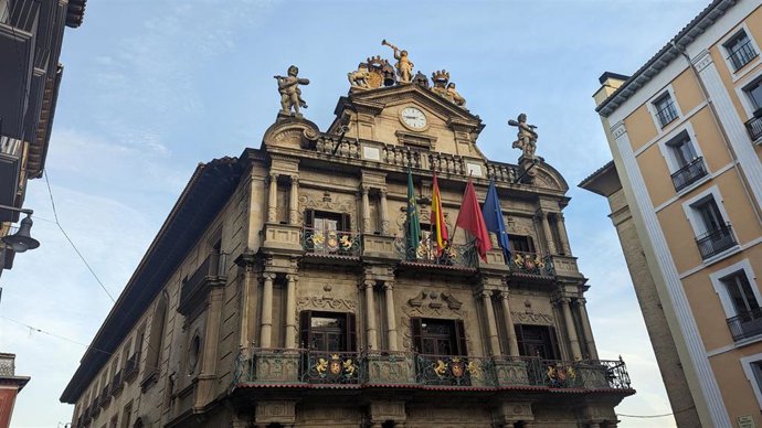 Fachada del Ayuntamiento de Pamplona