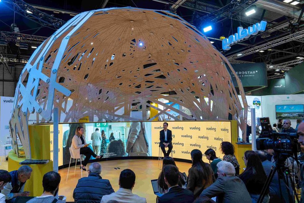 El estand de Vueling en Fitur
