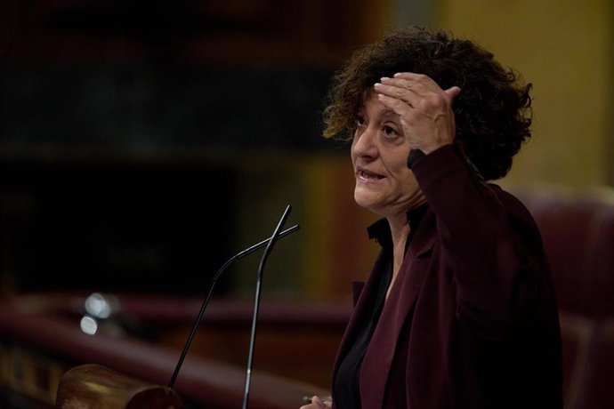 Archivo - La diputada de ERC Pilar Vallugera.