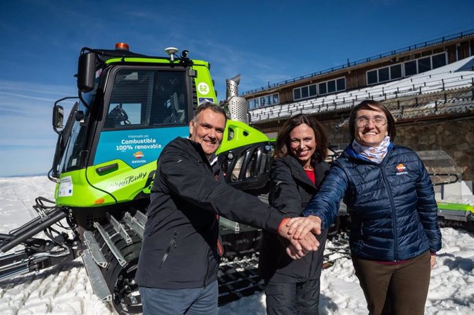 Sierra Nevada será la primera estación de esquí de España que utilice combustibles 100% renovables en sus máquinas pisapistas, que serán producidos por Repsol.