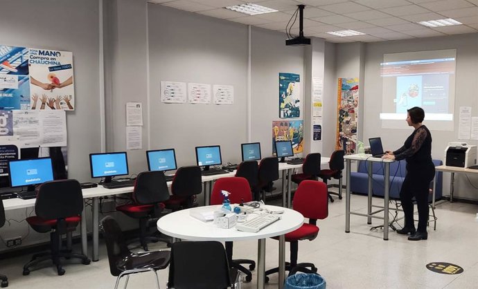 Archivo - Centro Guadalinfo, en imagen de archivo