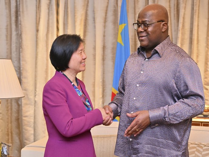 El presidente de RDC, Félix Tshisekedi, se reúne en Kinshasa con la enviada especial de China Shen Yueyue