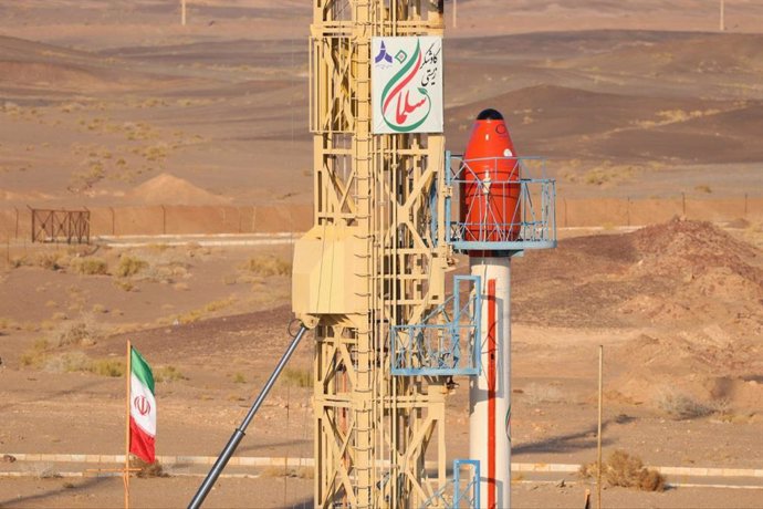 Archivo - December 6, 2023, undisclosed, Iran: A Salman rocket being launched carrying a capsule with animals on board into an earth orbit from an undisclosed location in Iran. The Iranian defence ministry announced on 06 December that they successfully