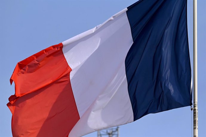 Archivo - September 27, 2023, Paris, Ile-de-France (region, France: The French flag at the Elysee Palace, September 27, 2023