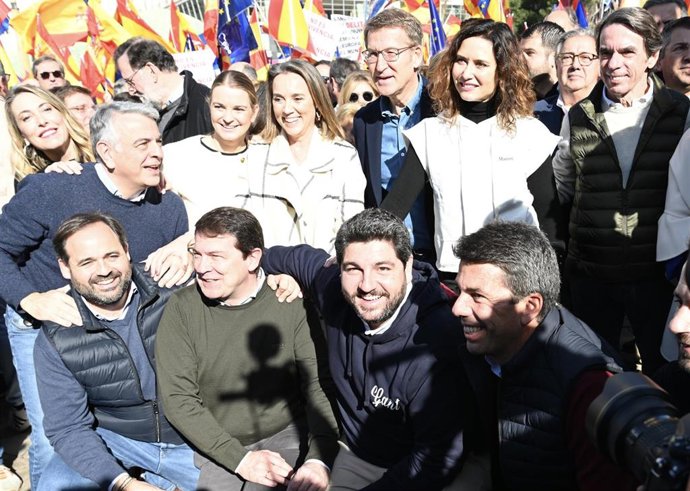El presidente del Partido Popular de la Región de Murcia, Fernando López Miras, hoy en la manifestación convocada en Madrid