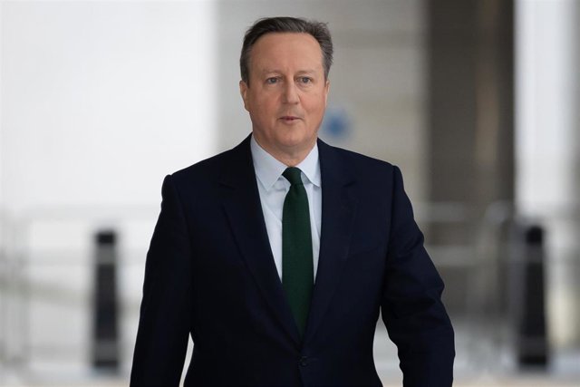 El ministro de Exteriores de Reino Unido, David Cameron